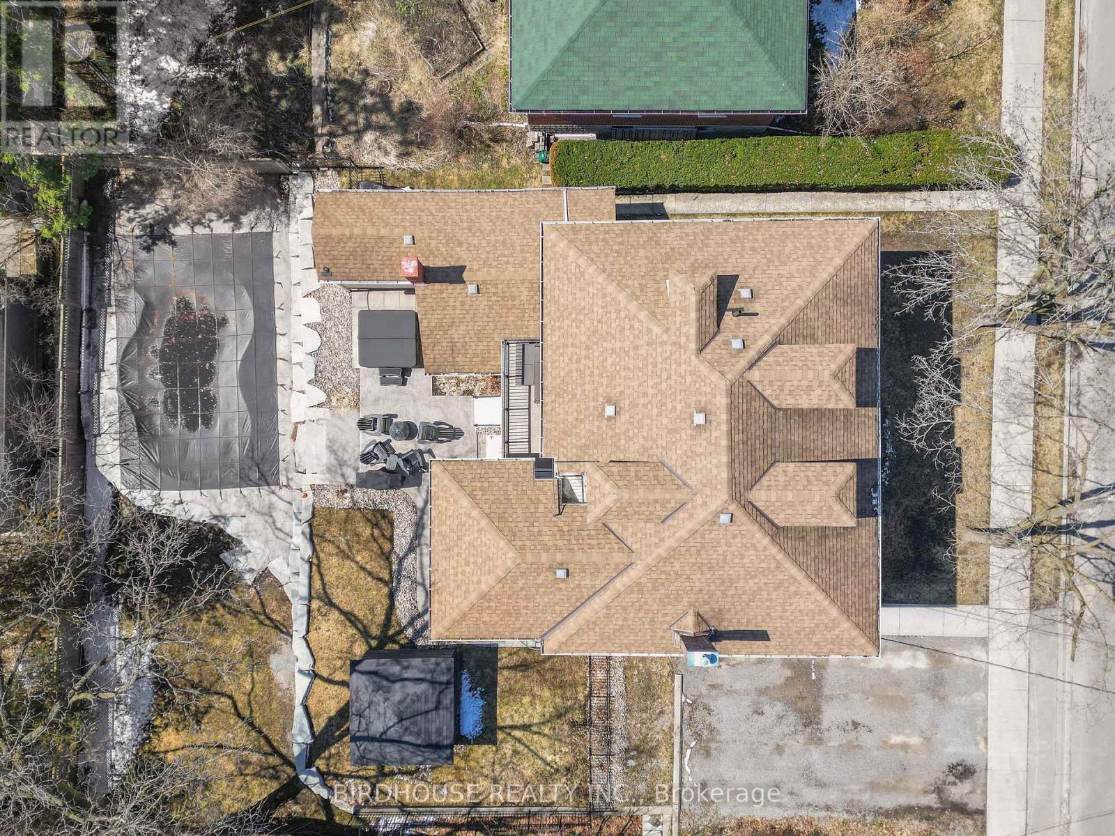 69 Bond Street W, Kawartha Lakes (Lindsay), Ontario  K9V 3R3 - Photo 49 - X12977996