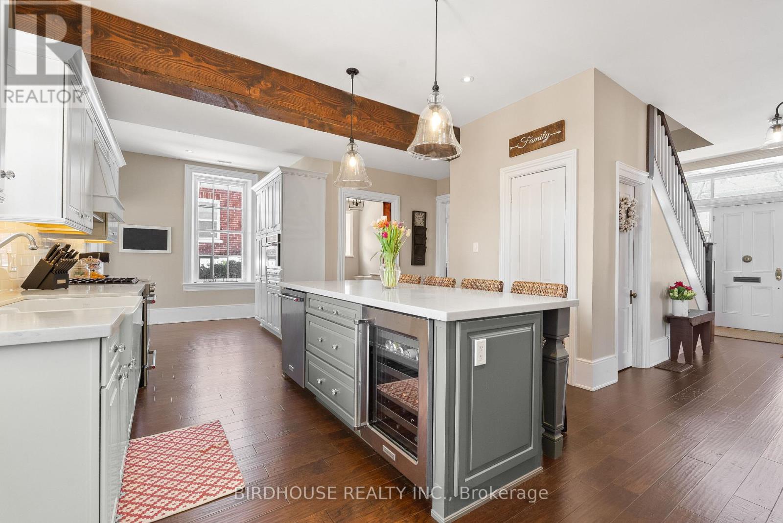 69 Bond Street W, Kawartha Lakes (Lindsay), Ontario  K9V 3R3 - Photo 9 - X12977996