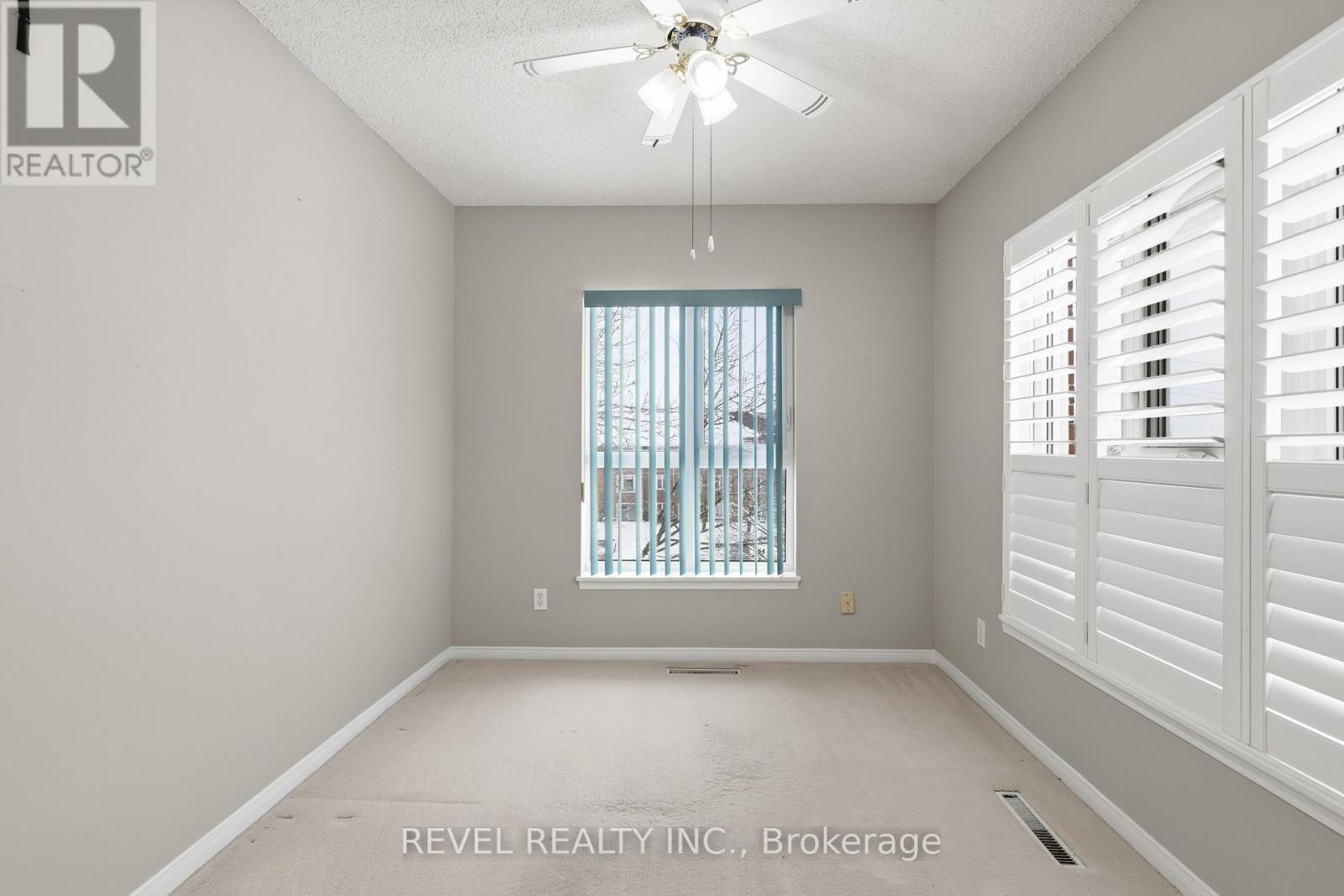 309 - 4 Heritage Way, Kawartha Lakes (Lindsay), Ontario  K9V 5Z2 - Photo 25 - X12978134