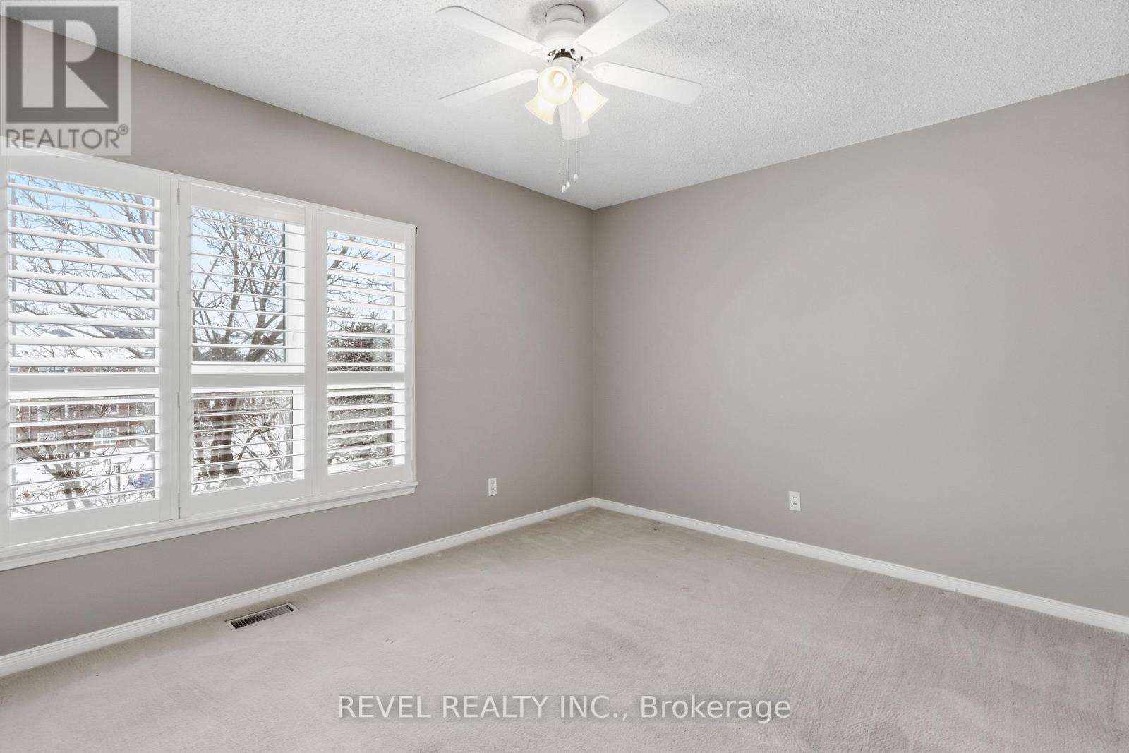 309 - 4 Heritage Way, Kawartha Lakes (Lindsay), Ontario  K9V 5Z2 - Photo 34 - X12978134