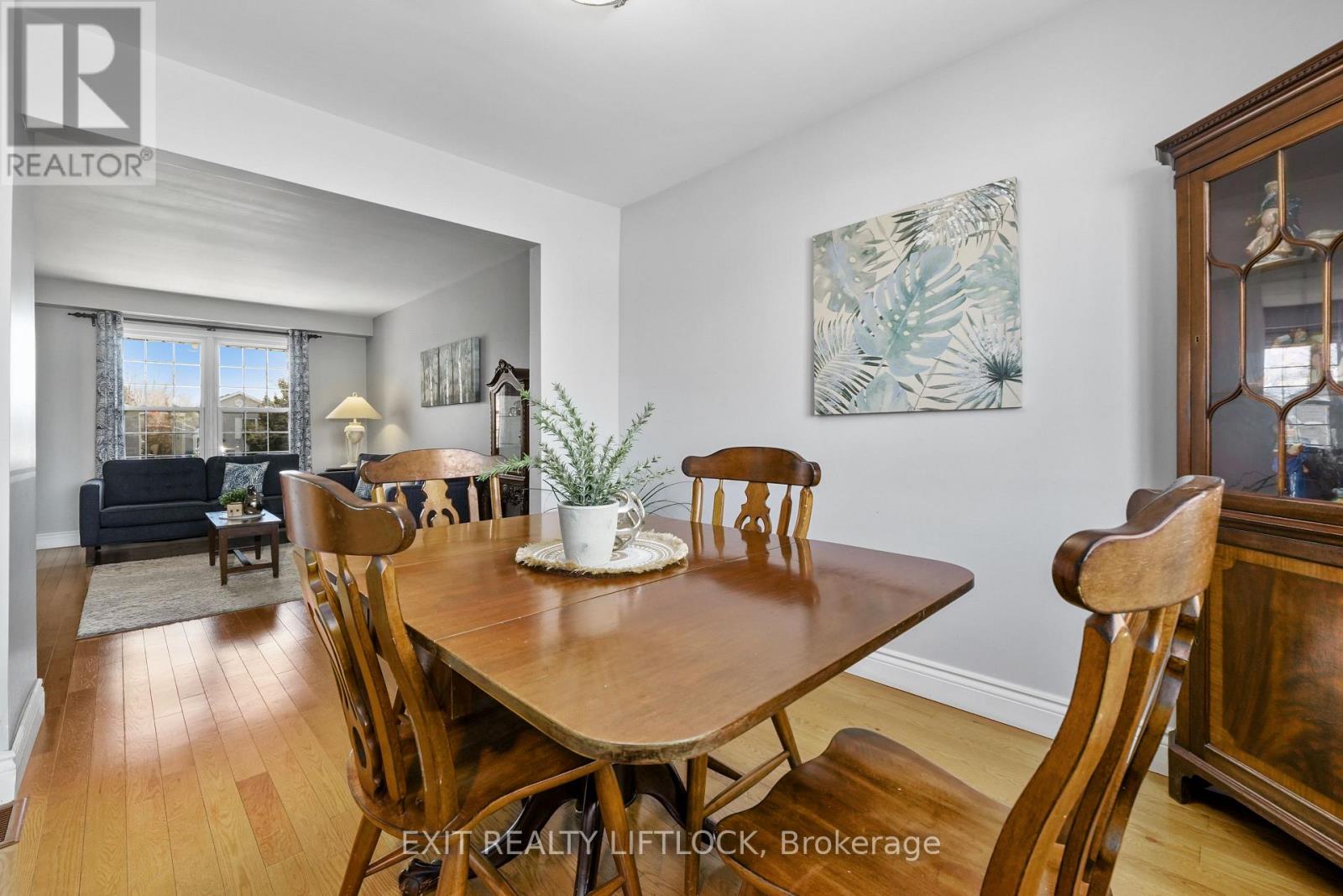 1243 Huntington Circle, Peterborough (Otonabee Ward 1), Ontario  K9K 2B4 - Photo 10 - X12978190