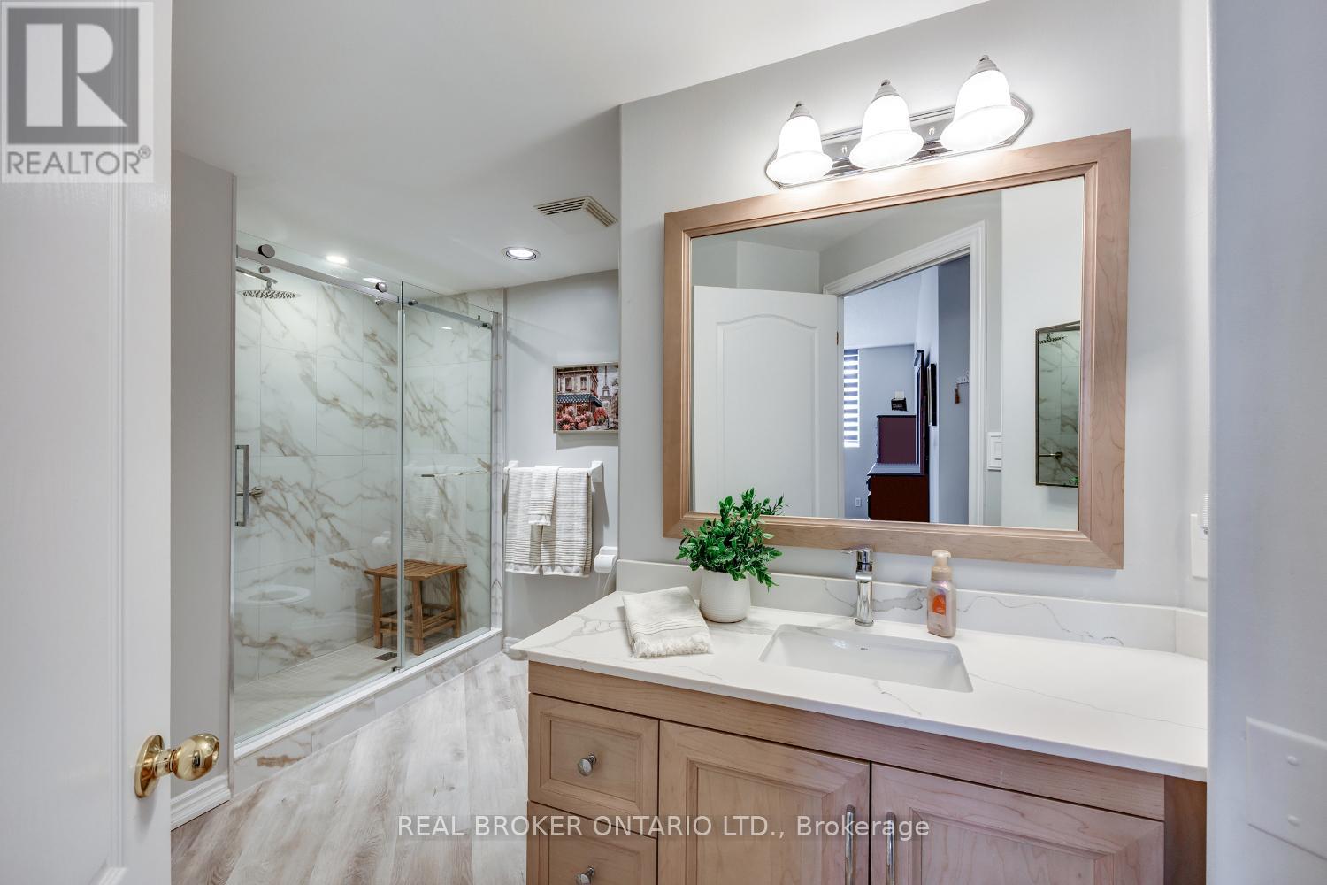 401 - 51 Rivermill Boulevard, Kawartha Lakes (Lindsay), Ontario  K9V 6E8 - Photo 18 - X12978196