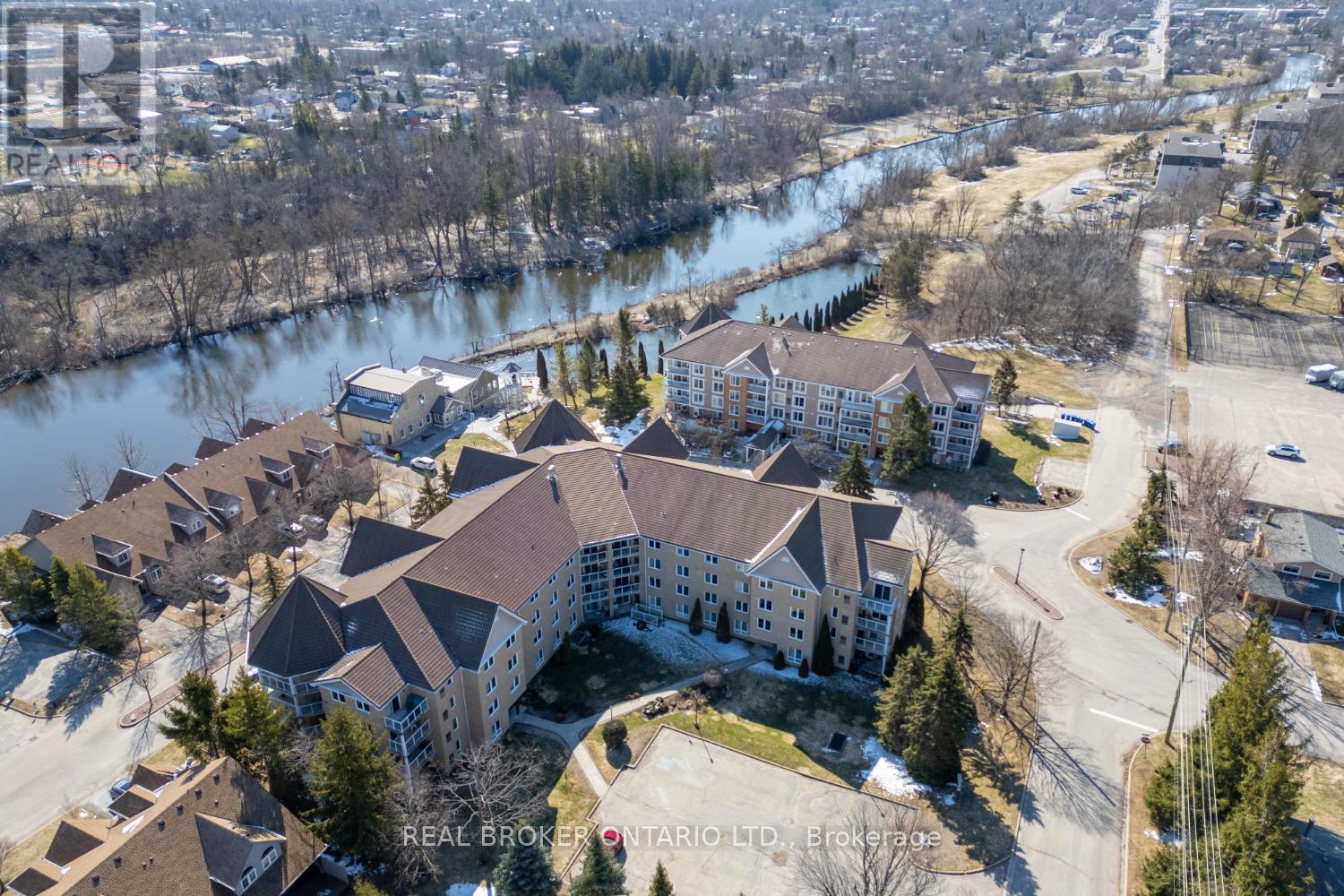 401 - 51 Rivermill Boulevard, Kawartha Lakes (Lindsay), Ontario  K9V 6E8 - Photo 3 - X12978196