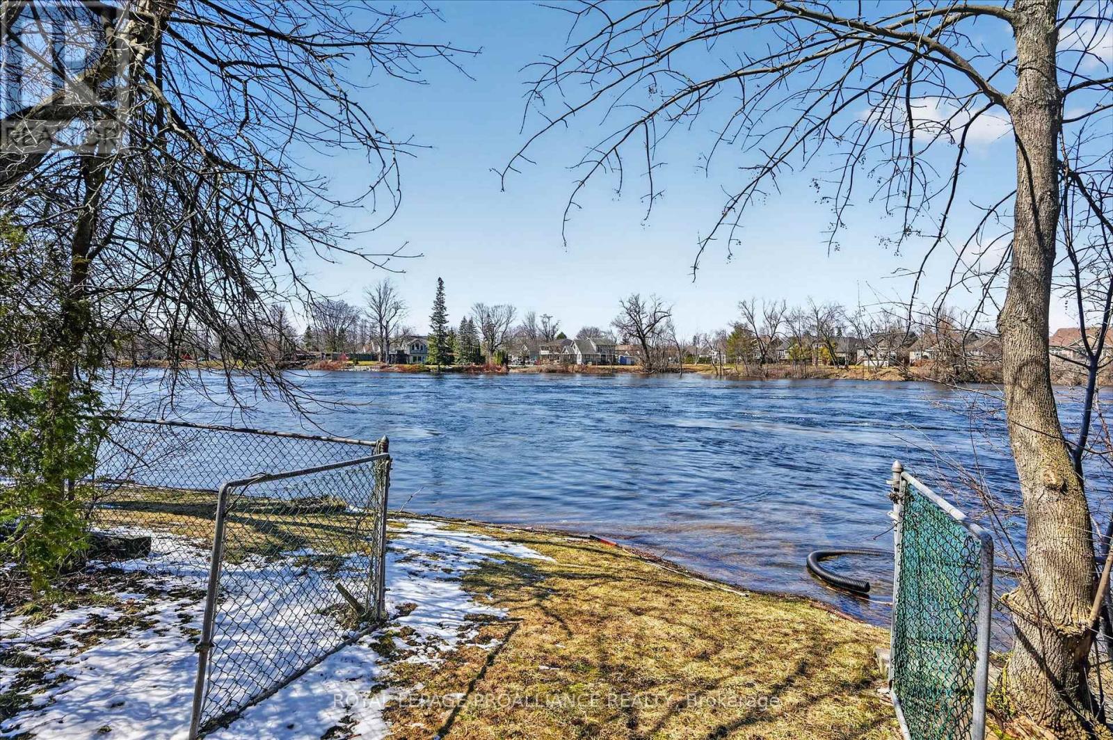 665 River Road S, Peterborough (Ashburnham Ward 4), Ontario  K9J 1E6 - Photo 13 - X12978226