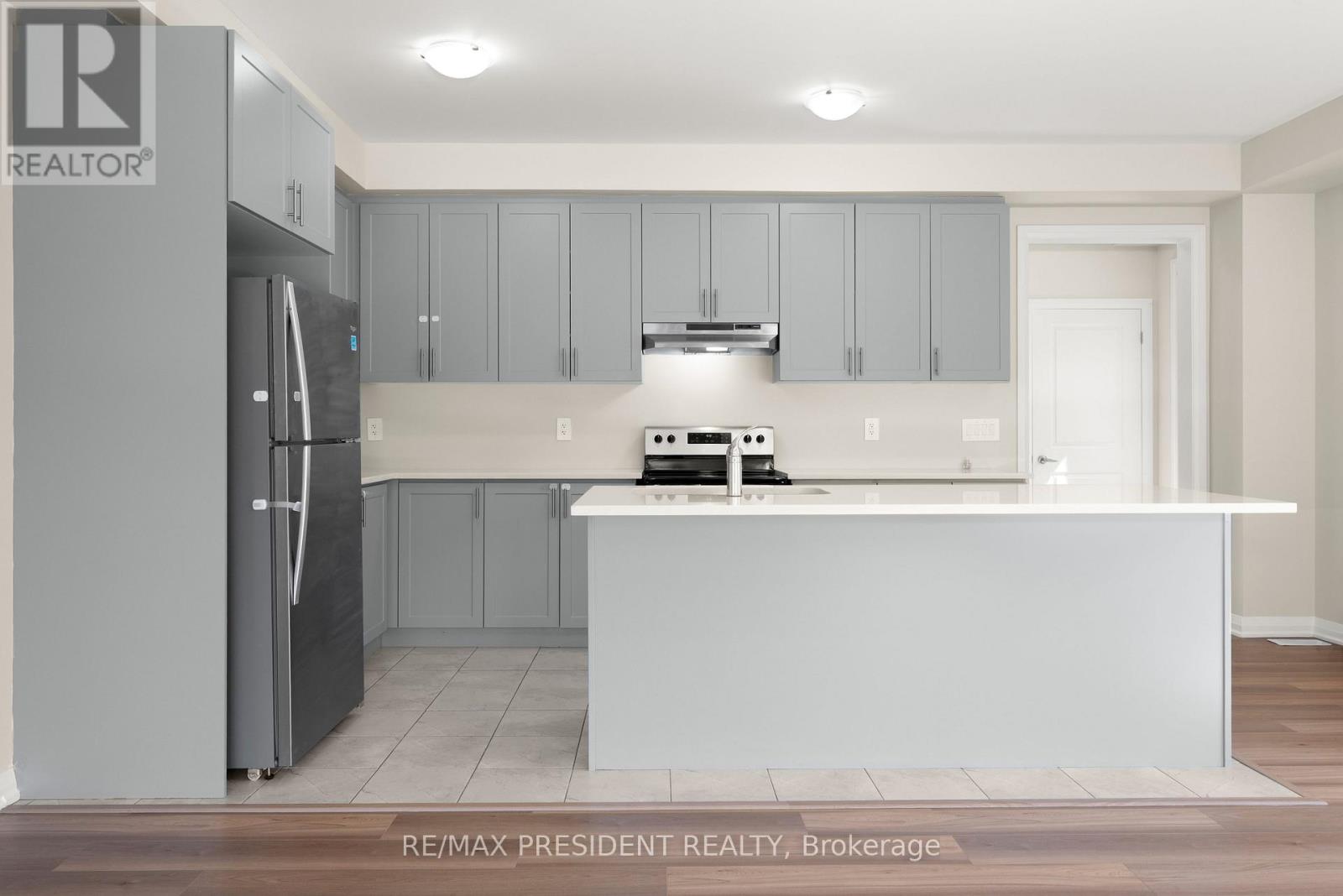 100 Corley Street W, Kawartha Lakes (Lindsay), Ontario  K9V 6C2 - Photo 16 - X12978090