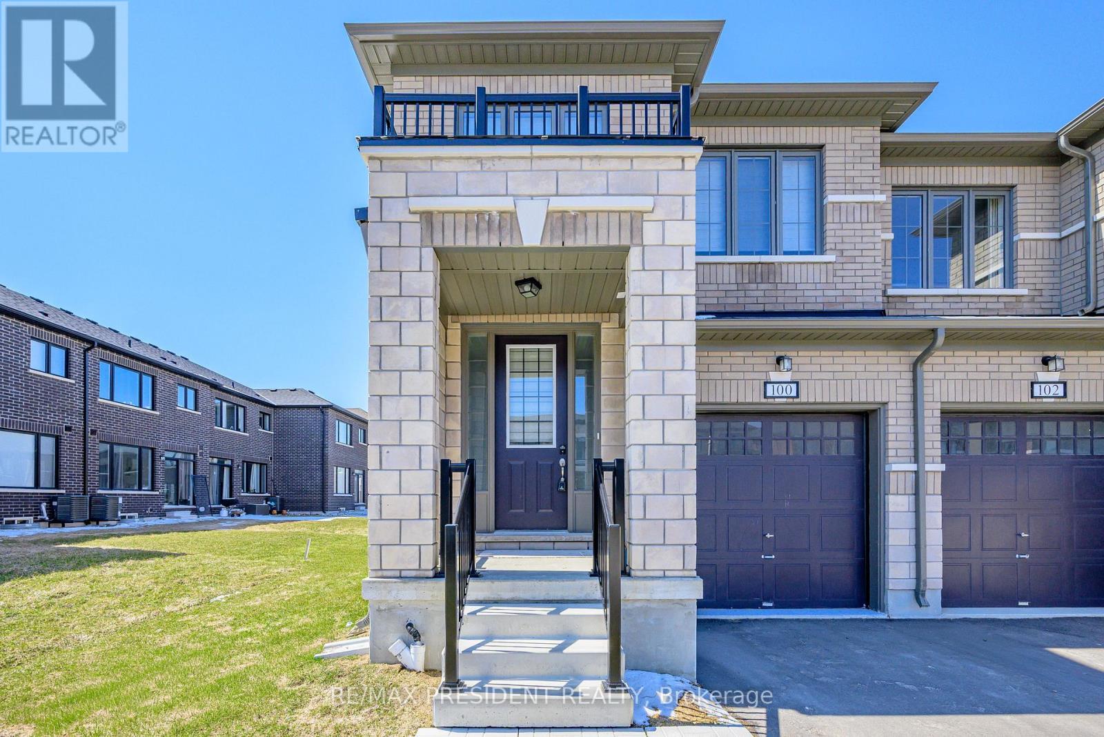 100 Corley Street W, Kawartha Lakes (Lindsay), Ontario  K9V 6C2 - Photo 2 - X12978090