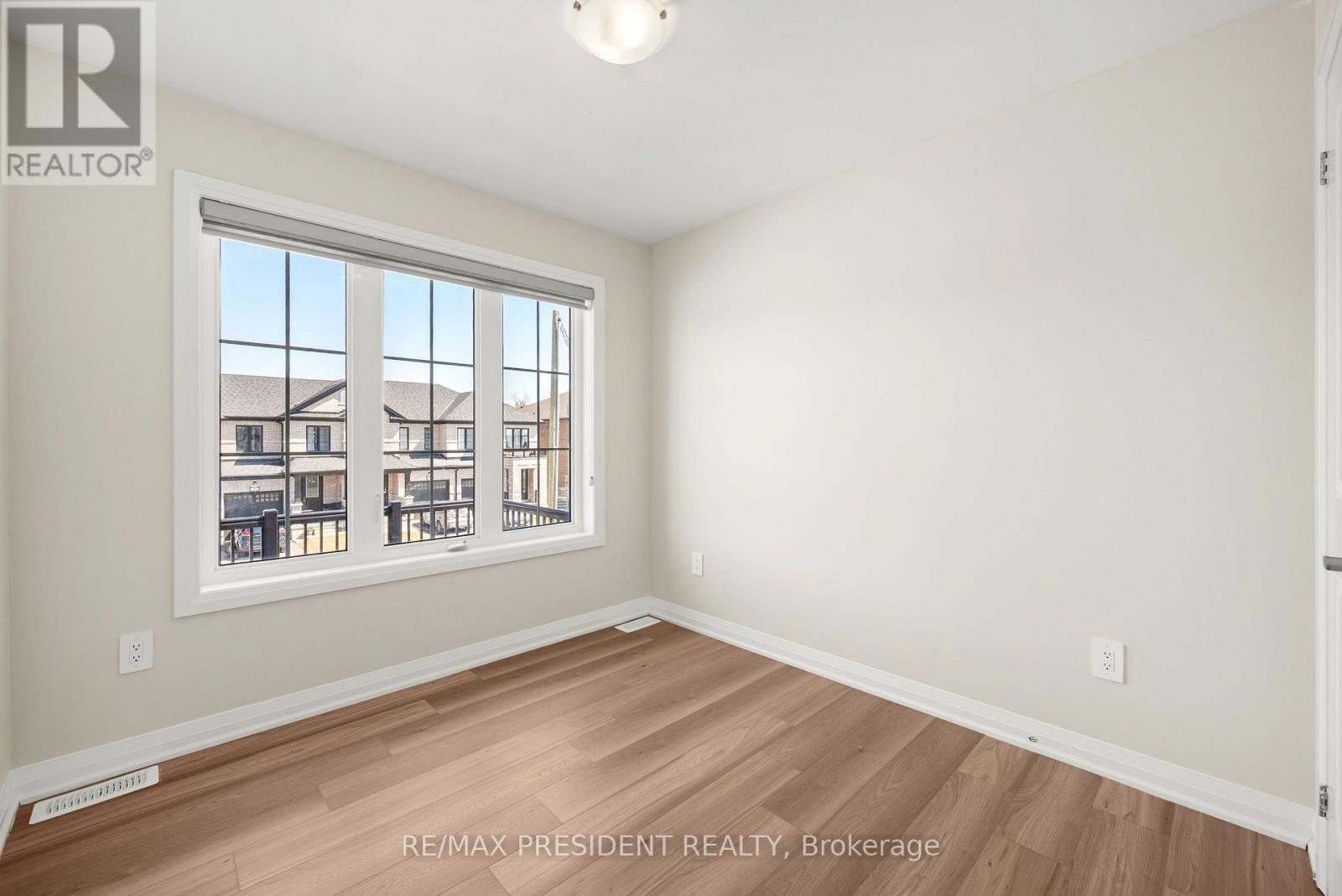 100 Corley Street W, Kawartha Lakes (Lindsay), Ontario  K9V 6C2 - Photo 25 - X12978090