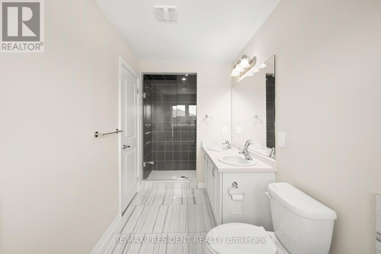 100 Corley Street W, Kawartha Lakes (Lindsay), Ontario  K9V 6C2 - Photo 39 - X12978090