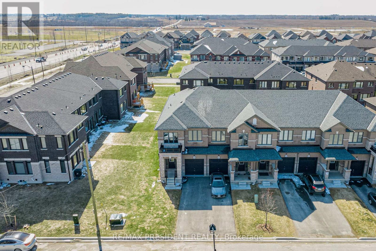 100 Corley Street W, Kawartha Lakes (Lindsay), Ontario  K9V 6C2 - Photo 5 - X12978090