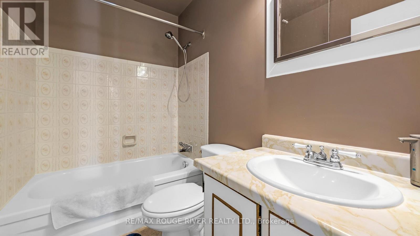 20 Coyle Crescent, Selwyn, Ontario  K9J 6X5 - Photo 10 - X12978378