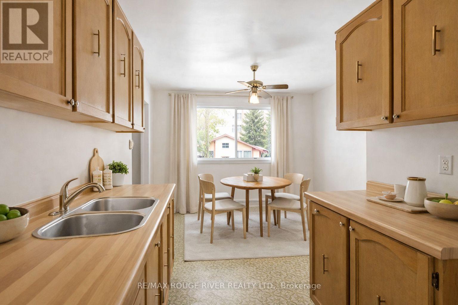 20 Coyle Crescent, Selwyn, Ontario  K9J 6X5 - Photo 15 - X12978378