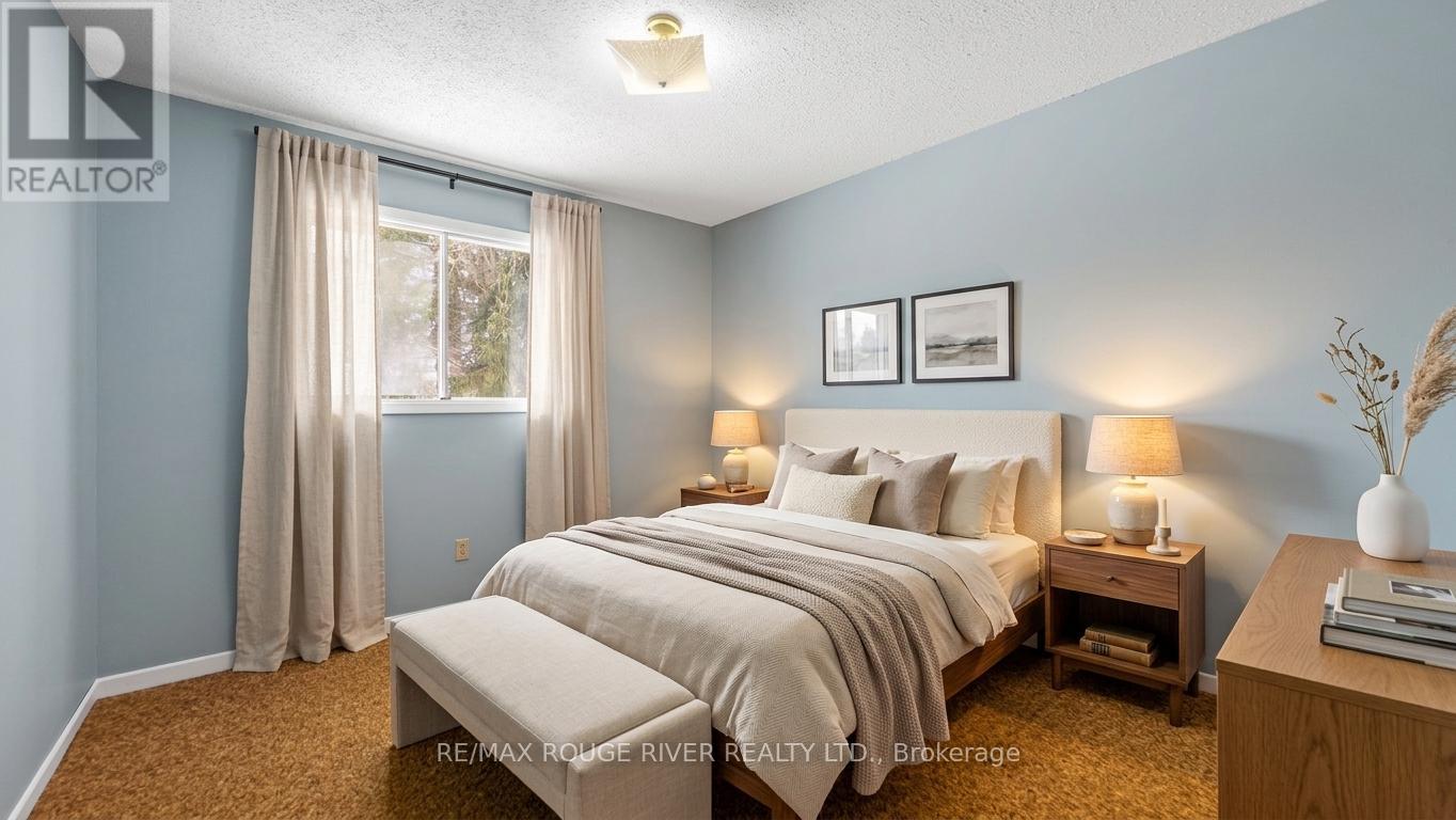 20 Coyle Crescent, Selwyn, Ontario  K9J 6X5 - Photo 8 - X12978378