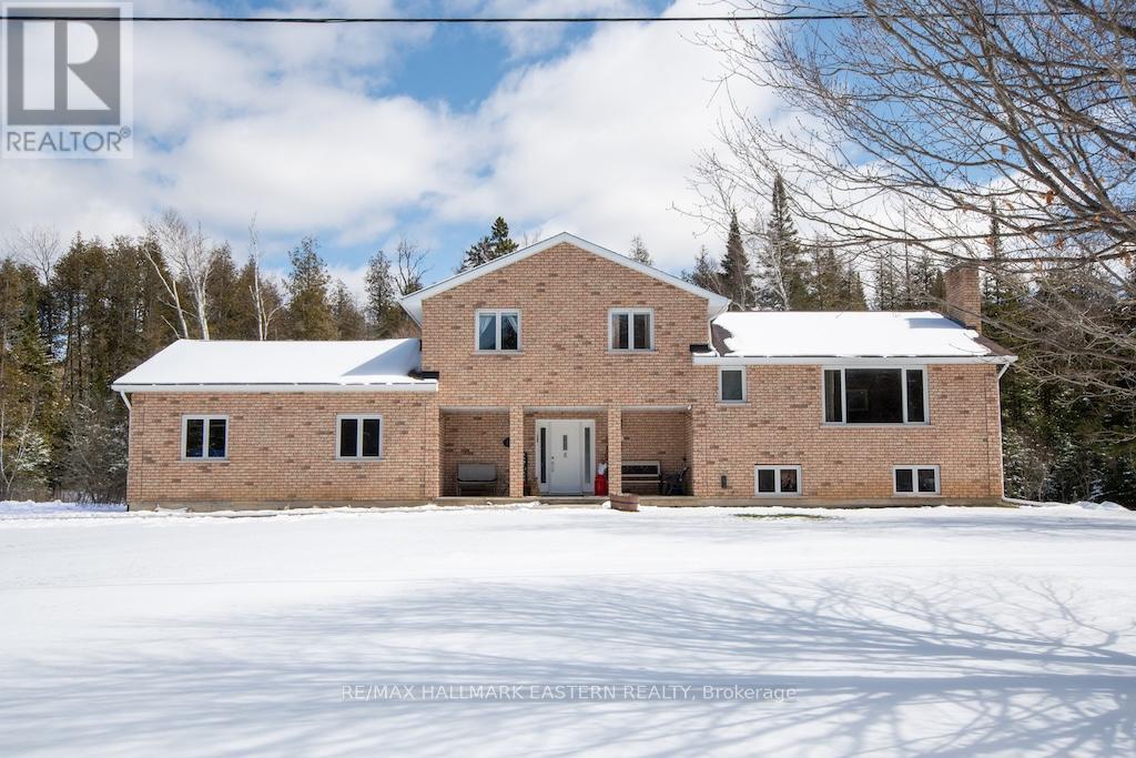 1079 ROCK ROAD, douro-dummer, Ontario