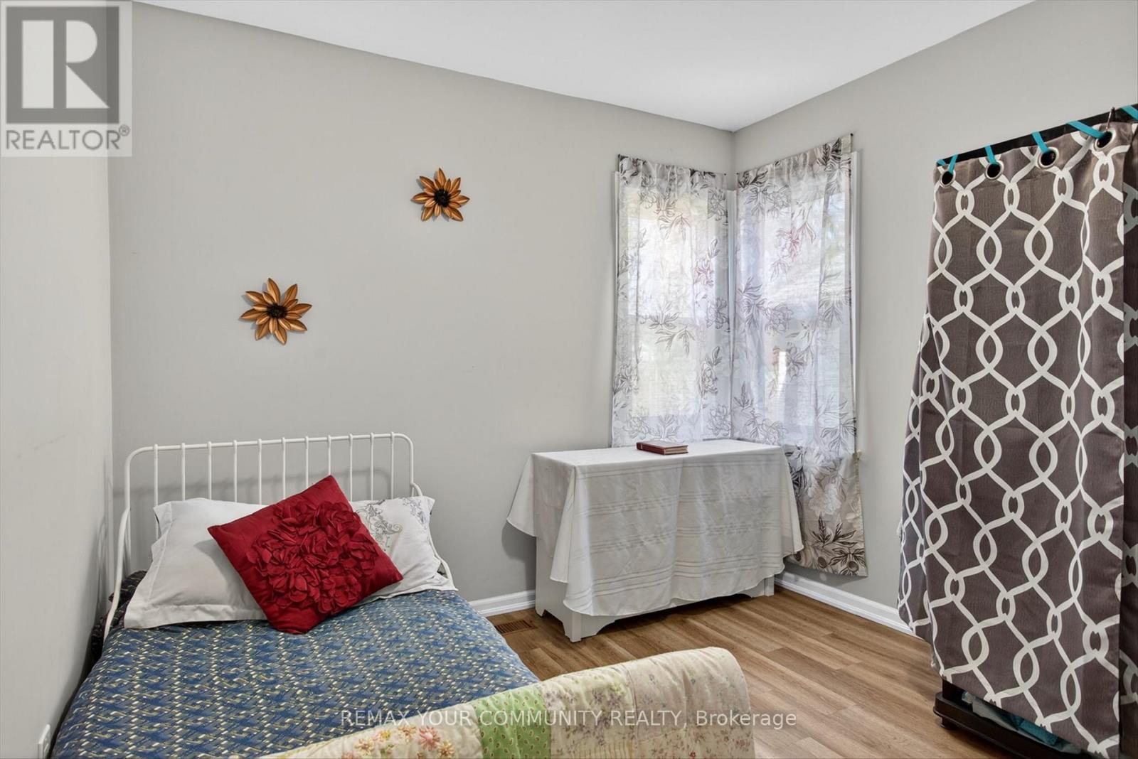 426 Wolsely Street, Peterborough (Northcrest Ward 5), Ontario  K9H 5A5 - Photo 16 - X12978466