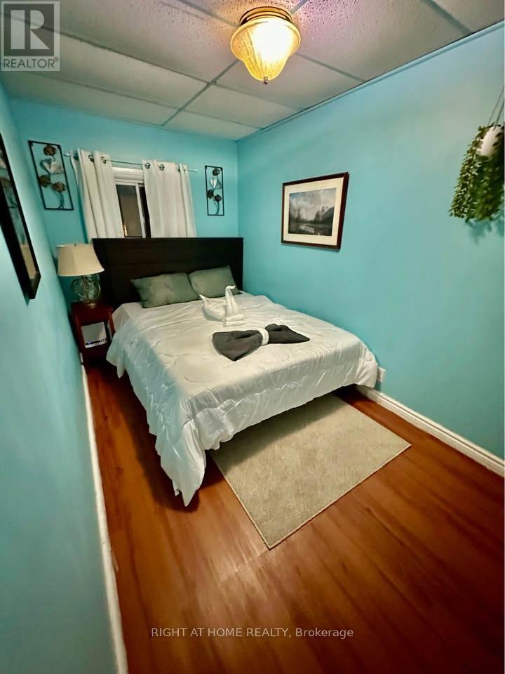 541 Aylmer Street N, Peterborough (Town Ward 3), Ontario  K9H 3W6 - Photo 6 - X12978560