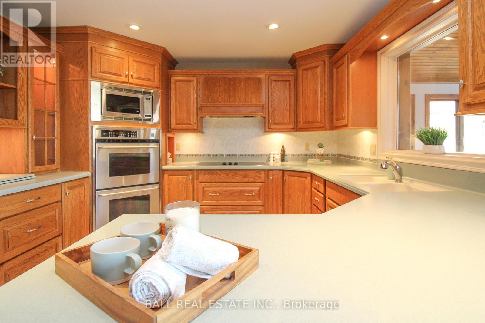 1166 Summit Drive, Peterborough (Otonabee Ward 1), Ontario  K9J 8A7 - Photo 10 - X12978848