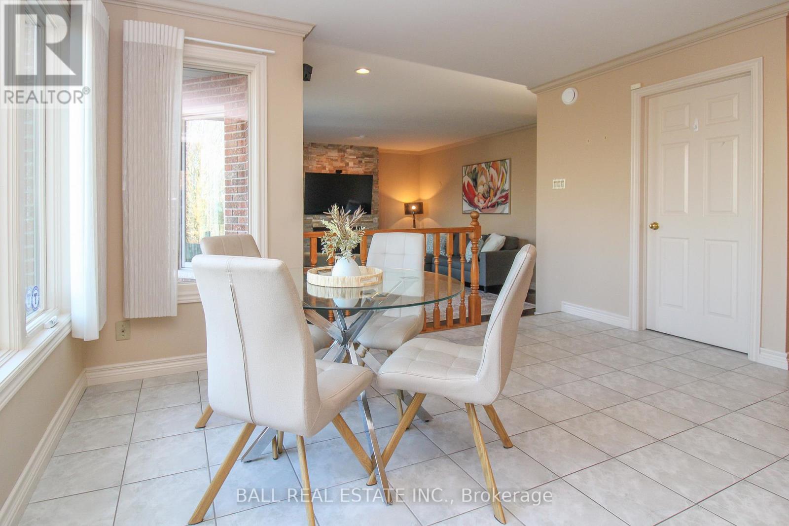 1166 Summit Drive, Peterborough (Otonabee Ward 1), Ontario  K9J 8A7 - Photo 15 - X12978848