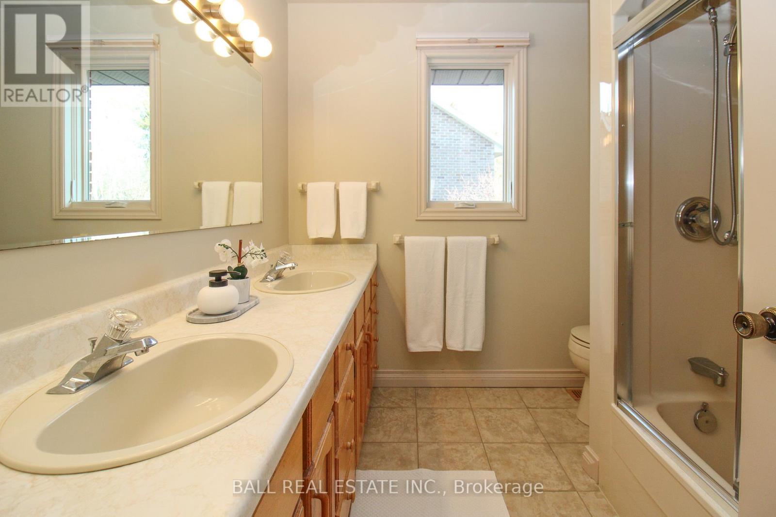 1166 Summit Drive, Peterborough (Otonabee Ward 1), Ontario  K9J 8A7 - Photo 32 - X12978848