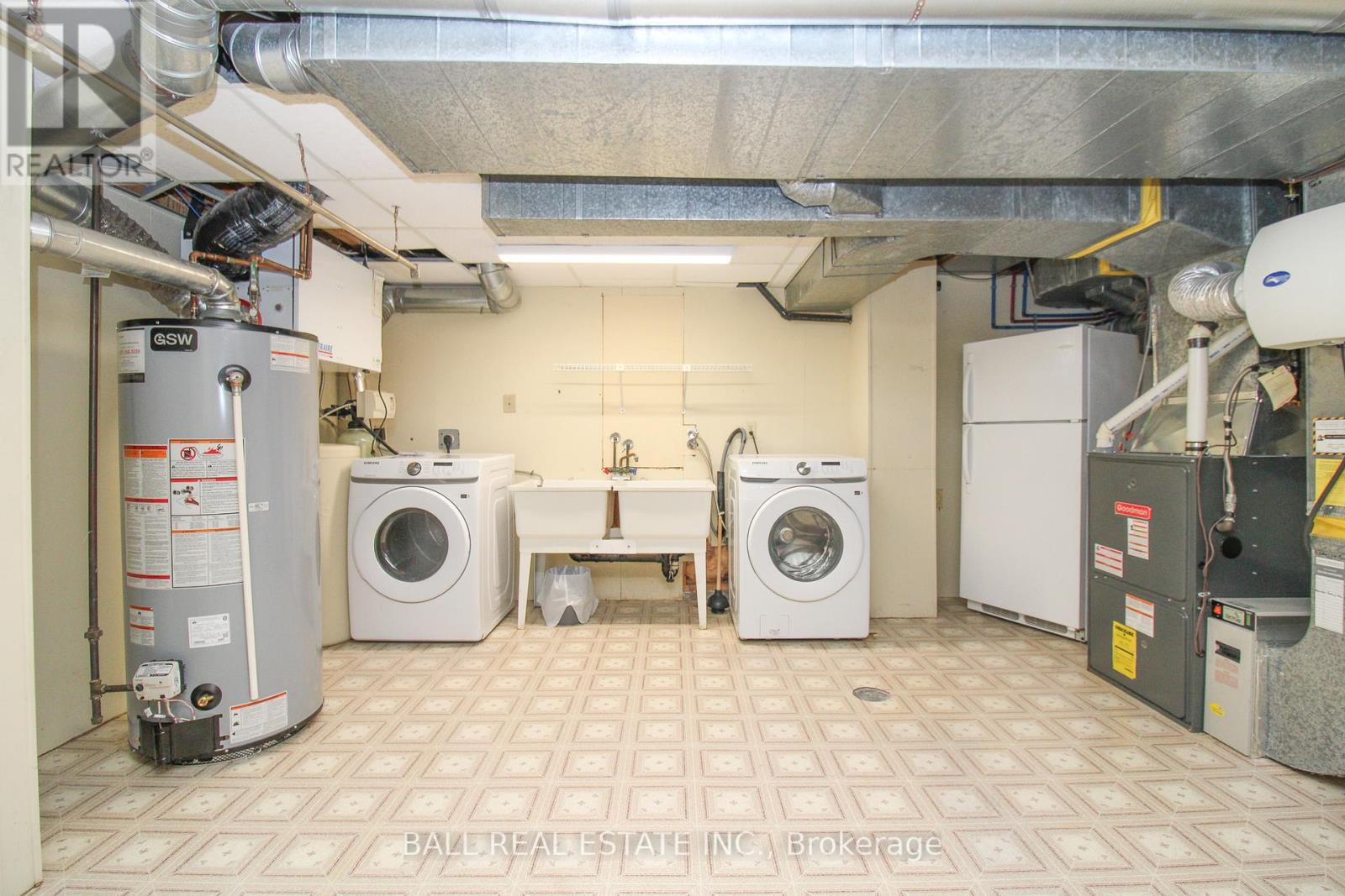 1166 Summit Drive, Peterborough (Otonabee Ward 1), Ontario  K9J 8A7 - Photo 41 - X12978848