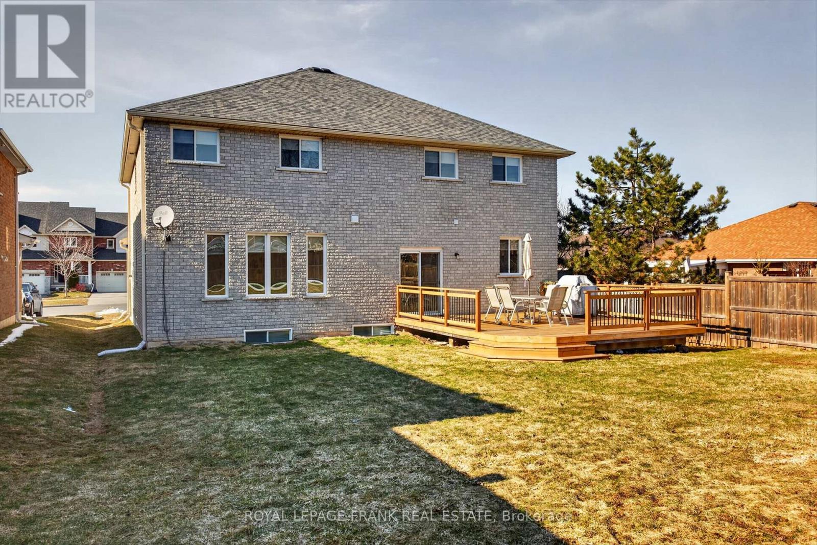 1504 Ireland Drive, Peterborough (Monaghan Ward 2), Ontario  K9K 2T2 - Photo 45 - X12979086