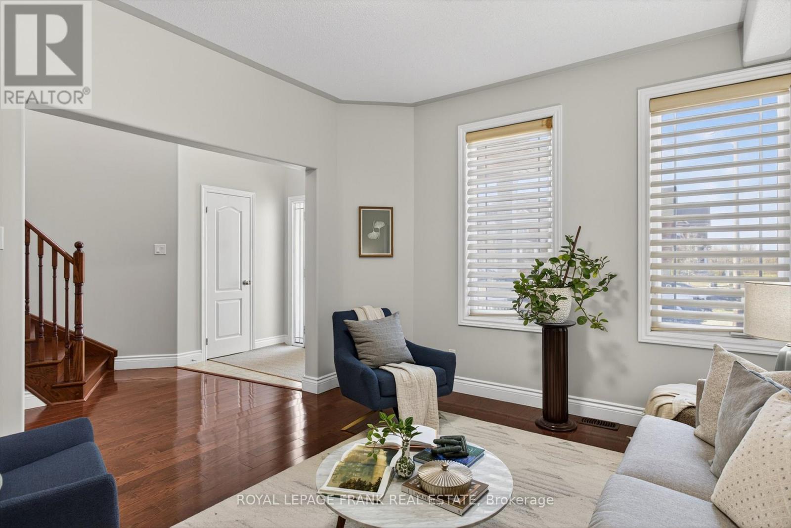 1504 Ireland Drive, Peterborough (Monaghan Ward 2), Ontario  K9K 2T2 - Photo 5 - X12979086