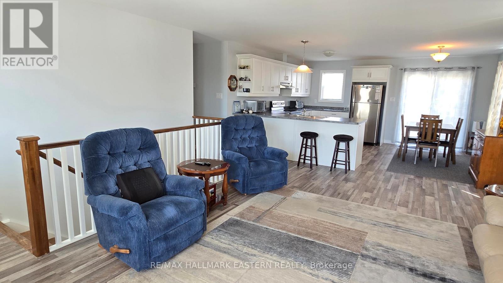 17 Mathison Street E, Havelock-Belmont-Methuen (Havelock), Ontario  K0L 1Z0 - Photo 8 - X12979432