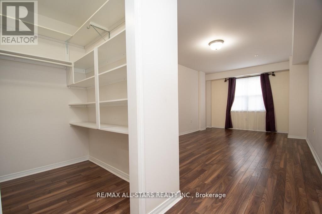 106 - 8 Huron Street, Kawartha Lakes (Lindsay), Ontario  K9V 6K3 - Photo 28 - X12979470