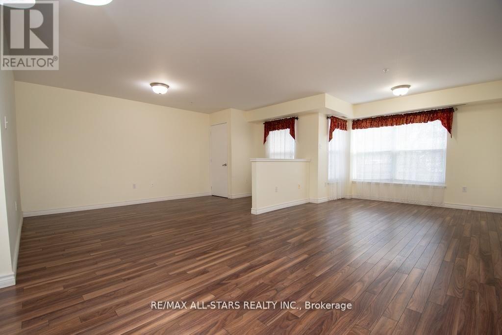 106 - 8 Huron Street, Kawartha Lakes (Lindsay), Ontario  K9V 6K3 - Photo 9 - X12979470