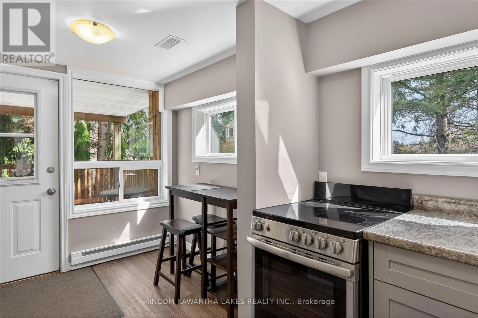 572 Fallis Line, Cavan Monaghan (Cavan Twp), Ontario  L0A 1G0 - Photo 20 - X12979506