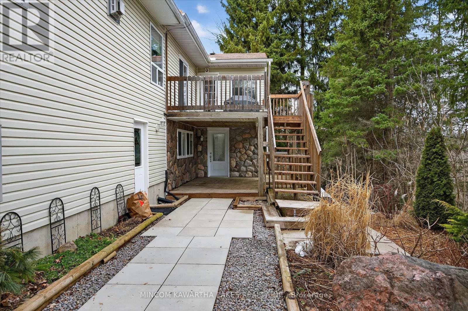 572 Fallis Line, Cavan Monaghan (Cavan Twp), Ontario  L0A 1G0 - Photo 38 - X12979506