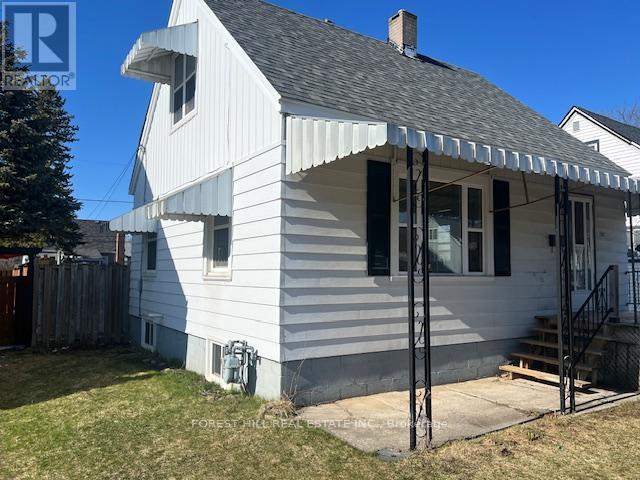 780 New Romaine Street, Peterborough (Otonabee Ward 1), Ontario  K9J 2E9 - Photo 2 - X12979986