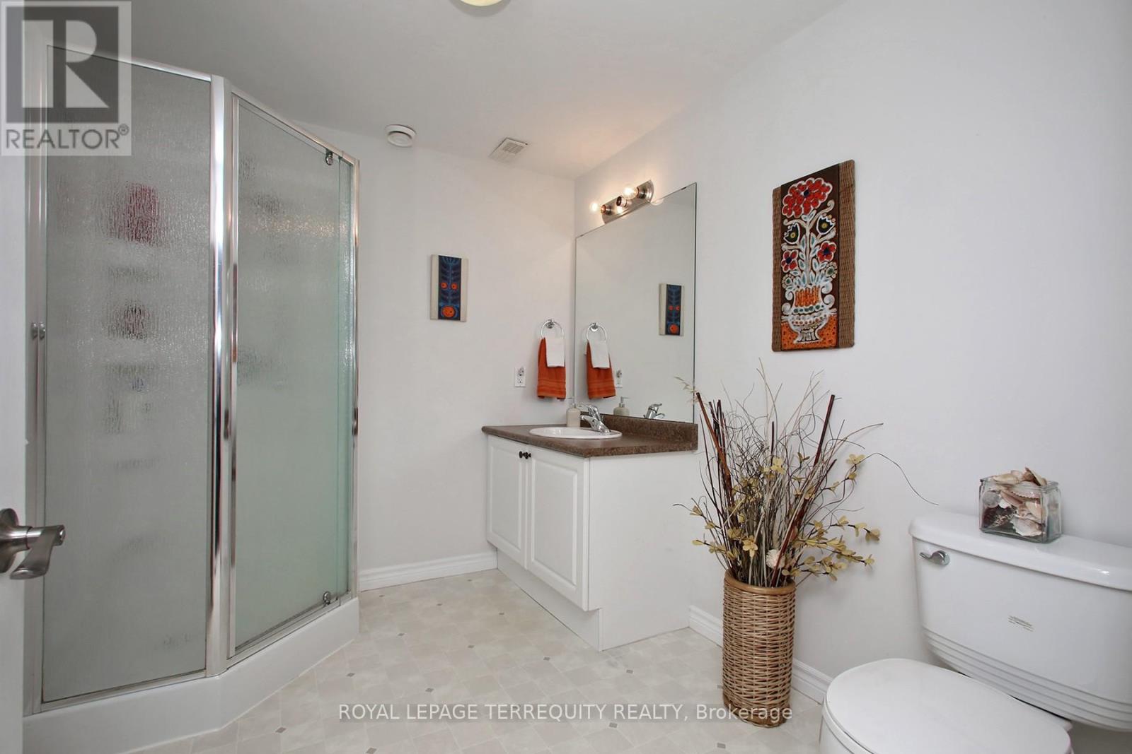 69 - 123 Village Crescent, Peterborough (Otonabee Ward 1), Ontario  K9J 0A9 - Photo 27 - X12980014