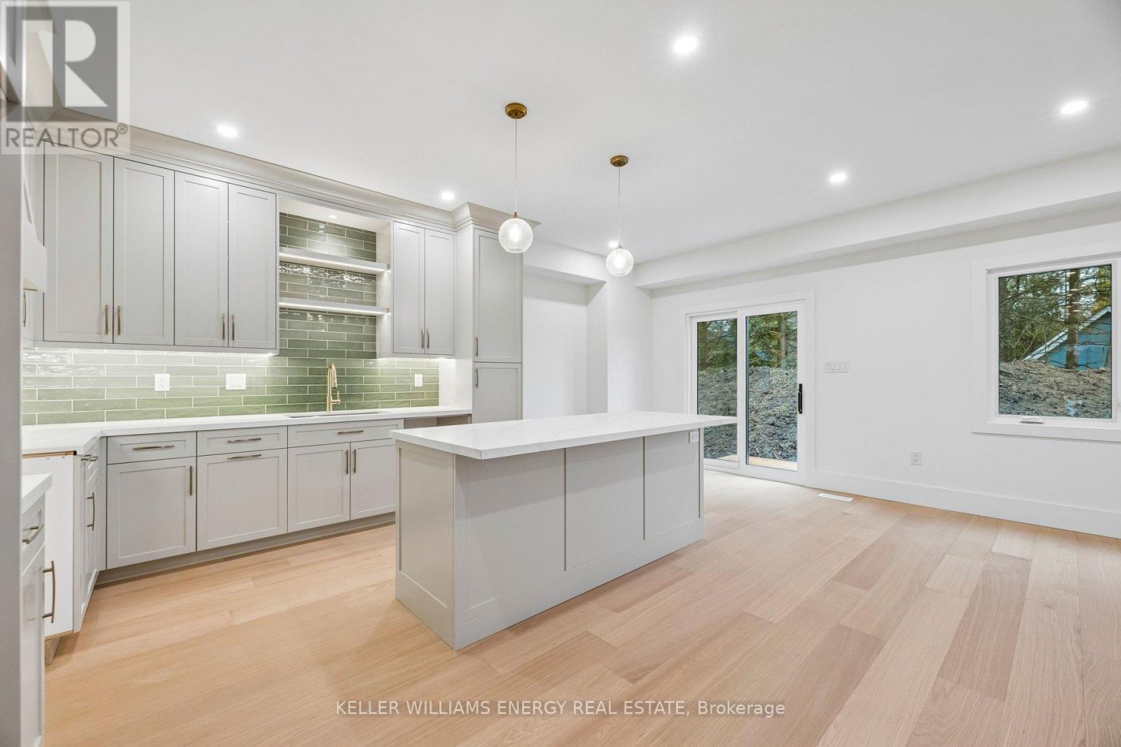 11 Union Street, Cavan Monaghan (Millbrook Village), Ontario  L0A 1G0 - Photo 10 - X12980290