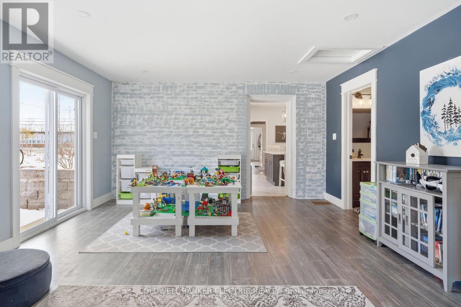 36 Ermatinger Street, Selwyn, Ontario  K0L 2H0 - Photo 25 - X12980838