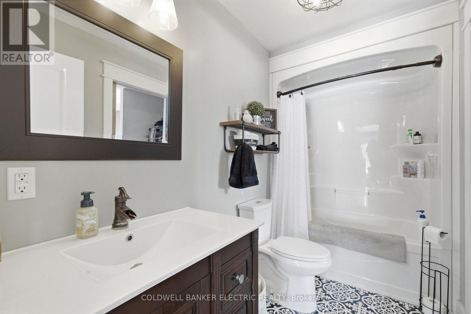 36 Ermatinger Street, Selwyn, Ontario  K0L 2H0 - Photo 33 - X12980838