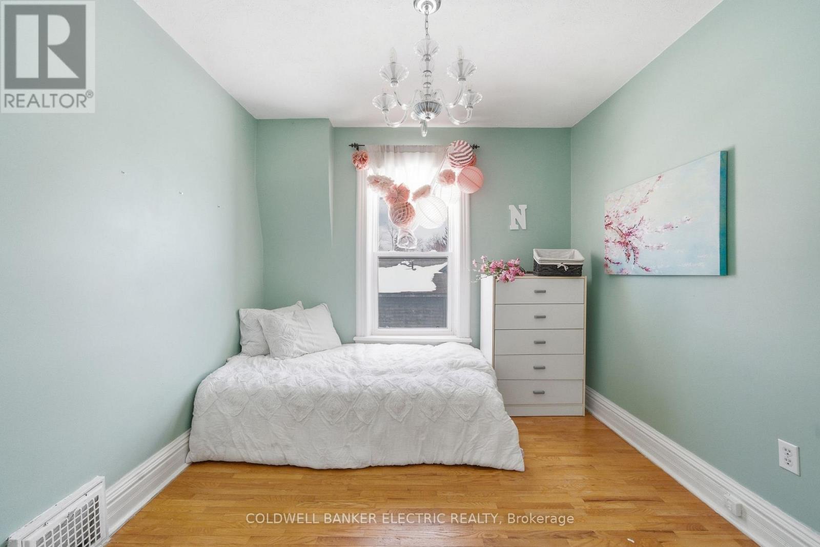 36 Ermatinger Street, Selwyn, Ontario  K0L 2H0 - Photo 36 - X12980838