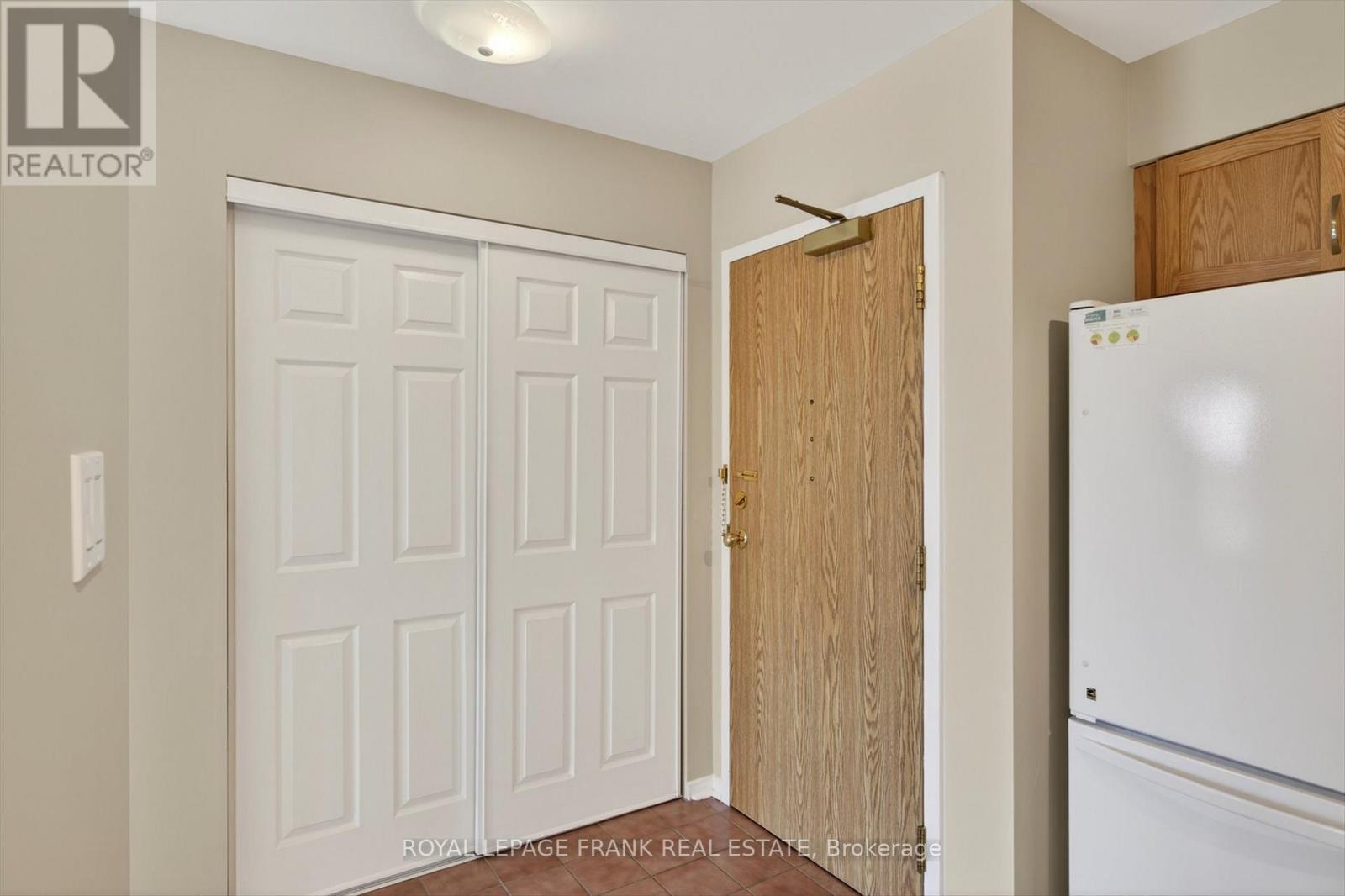 Bldg C #310 - 1099 Clonsilla Avenue, Peterborough (Otonabee Ward 1), Ontario  K9J 8L8 - Photo 6 - X12981672