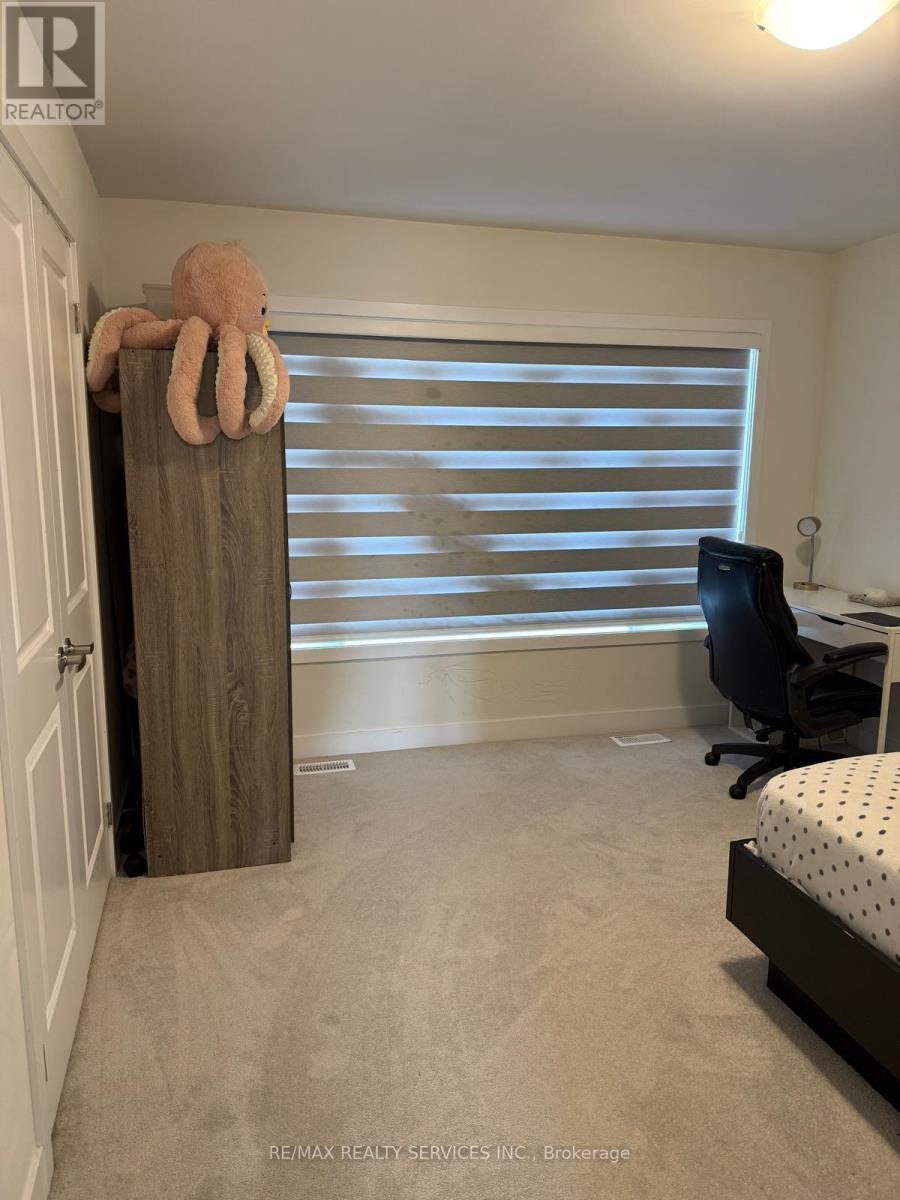 225 Flavelle Way, Peterborough (Monaghan Ward 2), Ontario  K9K 0J1 - Photo 11 - X12981308