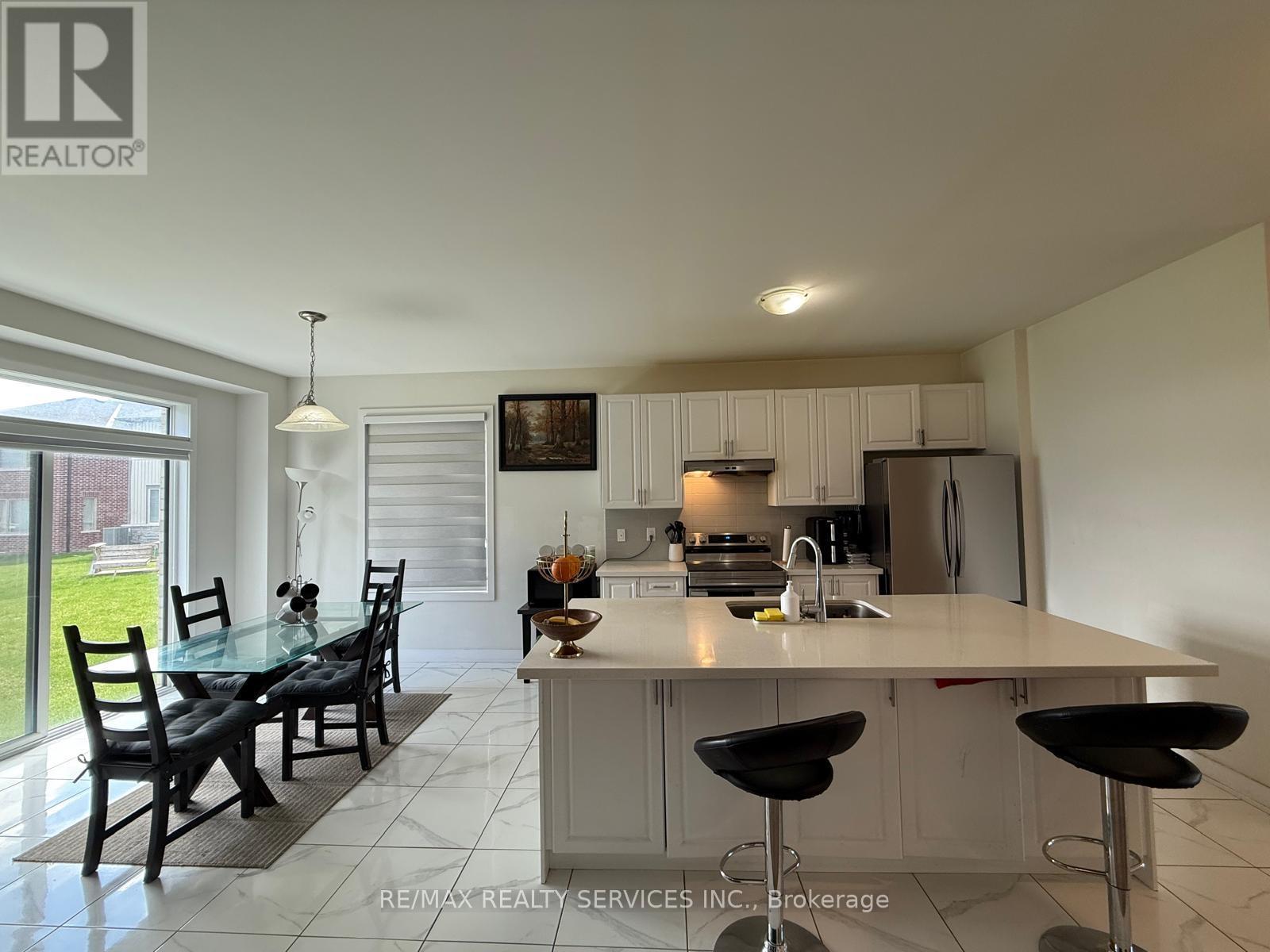 225 Flavelle Way, Peterborough (Monaghan Ward 2), Ontario  K9K 0J1 - Photo 17 - X12981308