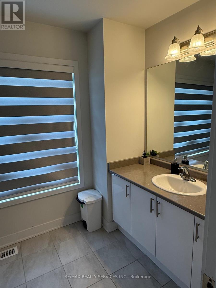 225 Flavelle Way, Peterborough (Monaghan Ward 2), Ontario  K9K 0J1 - Photo 6 - X12981308