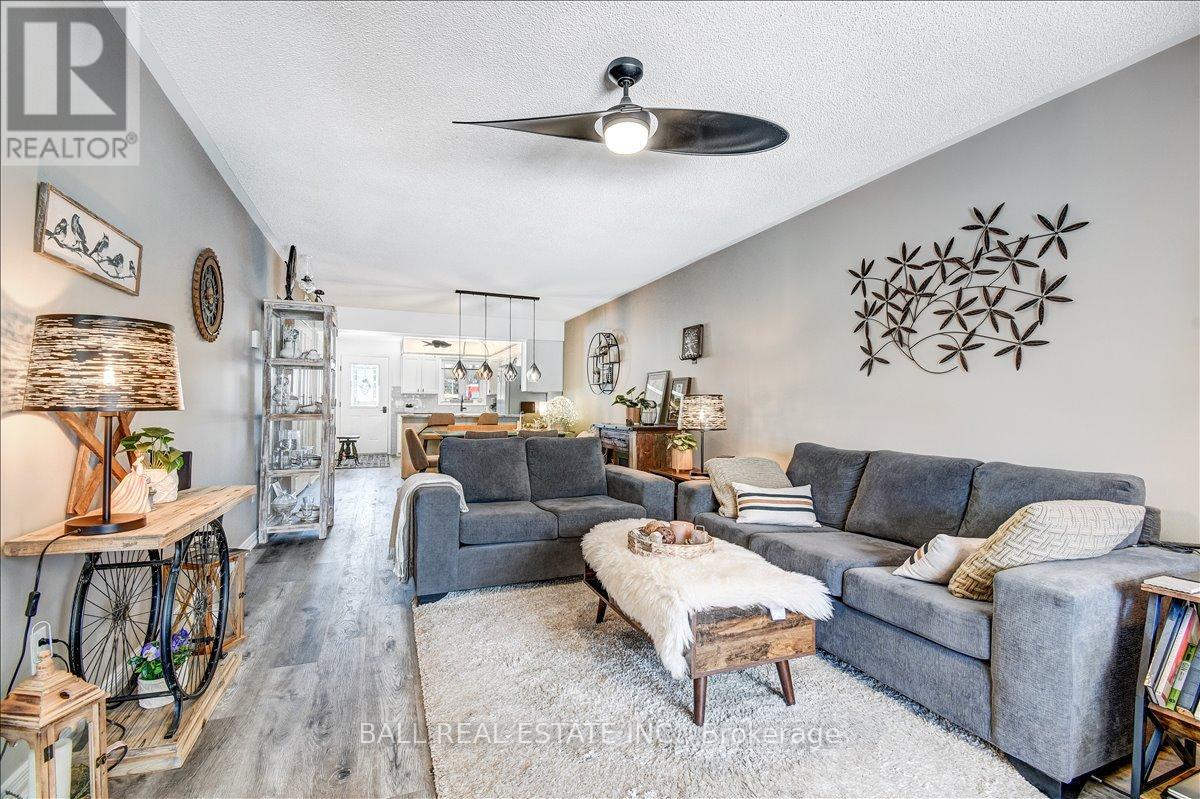 203 - 16 Alice Street, Bancroft (Bancroft Ward), Ontario  K0L 1C0 - Photo 17 - X12981856