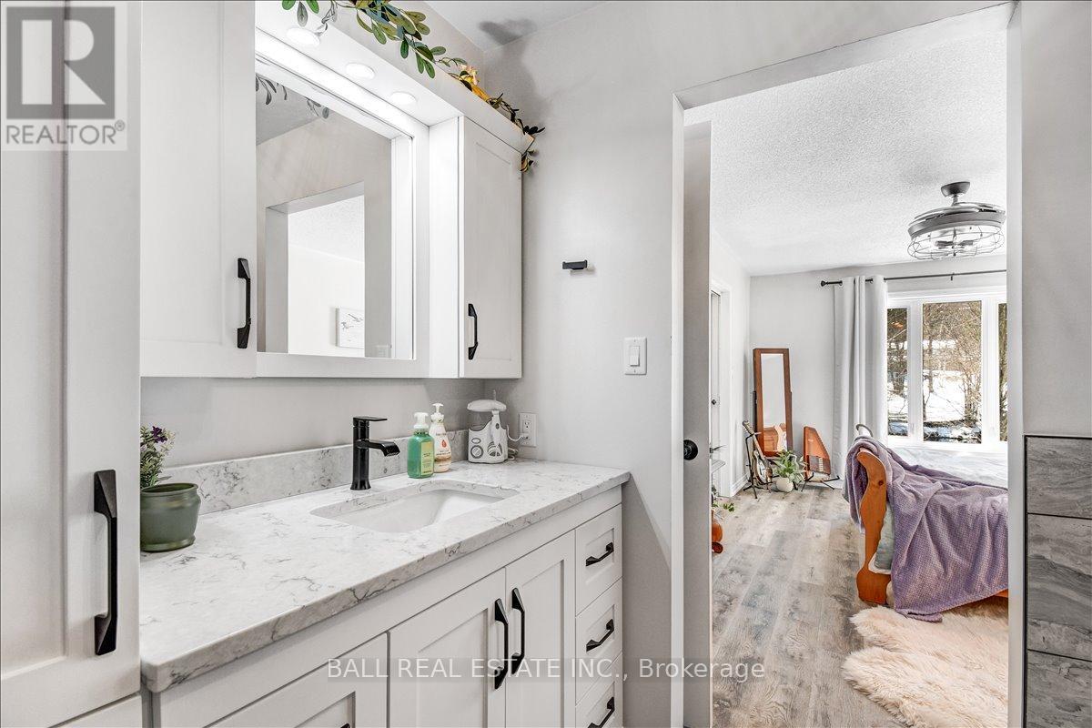 203 - 16 Alice Street, Bancroft (Bancroft Ward), Ontario  K0L 1C0 - Photo 29 - X12981856