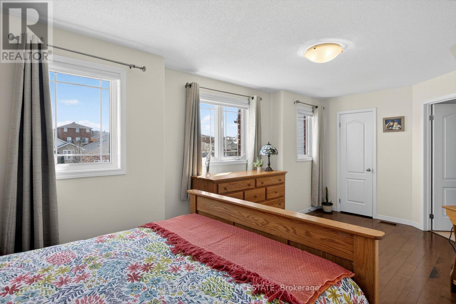 1527 Ireland Drive, Peterborough (Monaghan Ward 2), Ontario  K9K 2T3 - Photo 19 - X12982174