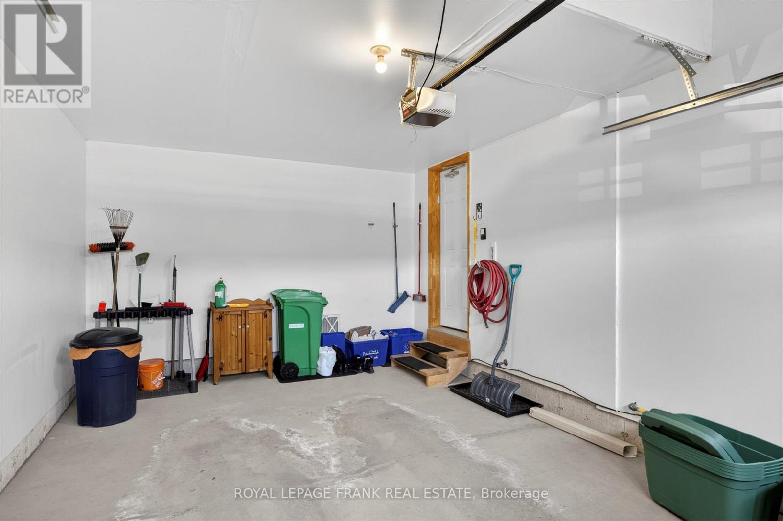 1527 Ireland Drive, Peterborough (Monaghan Ward 2), Ontario  K9K 2T3 - Photo 42 - X12982174