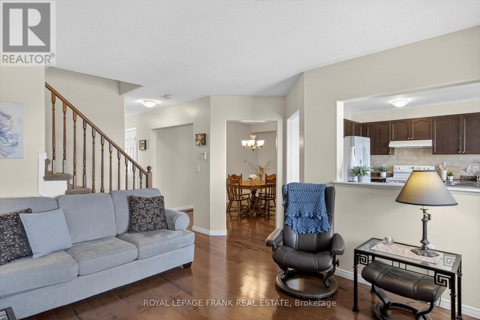 1527 Ireland Drive, Peterborough (Monaghan Ward 2), Ontario  K9K 2T3 - Photo 8 - X12982174