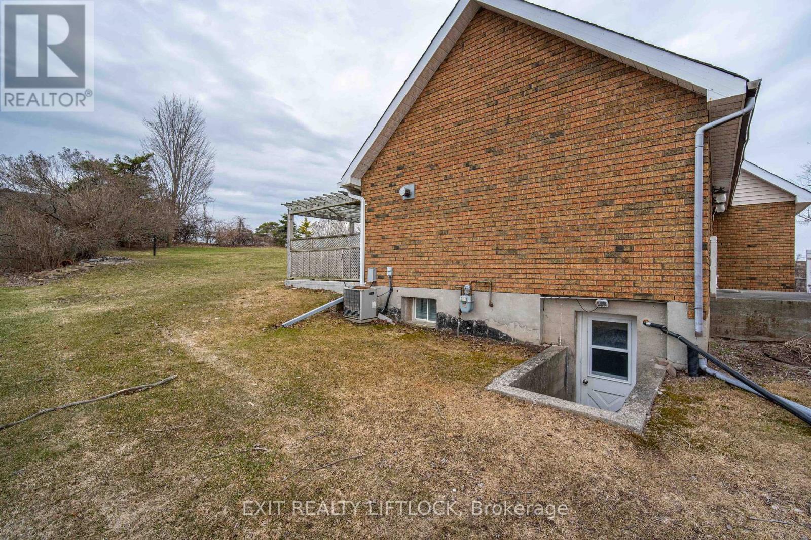 1833 Keene Road, Otonabee-South Monaghan, Ontario  K9J 6X7 - Photo 29 - X12982234