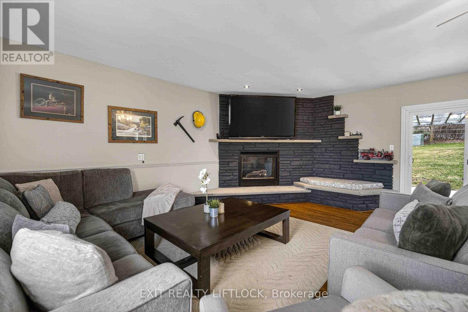 1833 Keene Road, Otonabee-South Monaghan, Ontario  K9J 6X7 - Photo 7 - X12982234