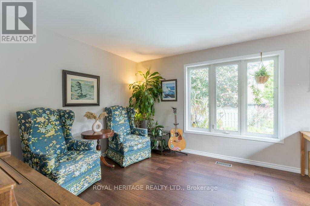 258 Franmor Drive, Peterborough (Ashburnham Ward 4), Ontario  K9H 7M3 - Photo 14 - X12982200