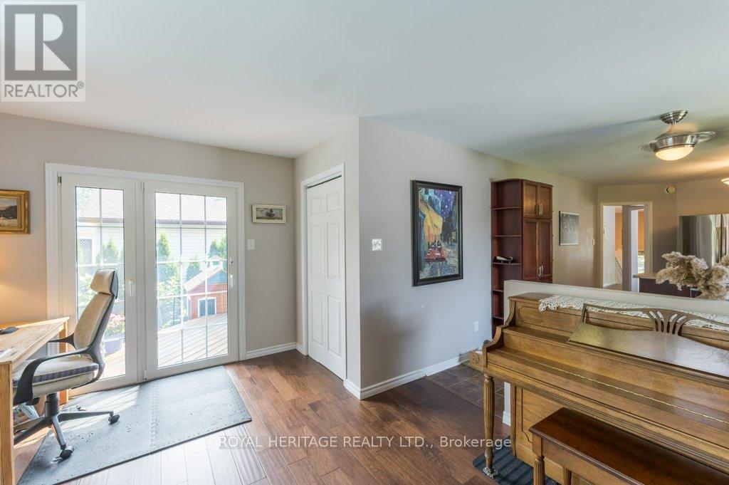 258 Franmor Drive, Peterborough (Ashburnham Ward 4), Ontario  K9H 7M3 - Photo 15 - X12982200