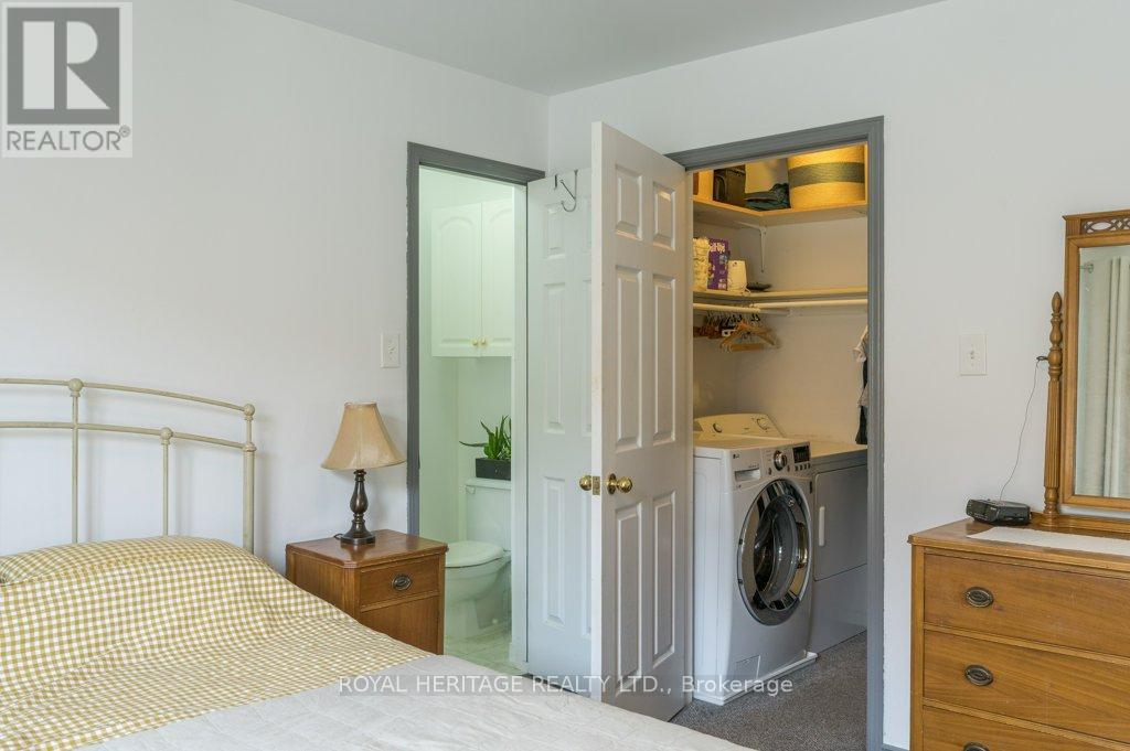 258 Franmor Drive, Peterborough (Ashburnham Ward 4), Ontario  K9H 7M3 - Photo 18 - X12982200